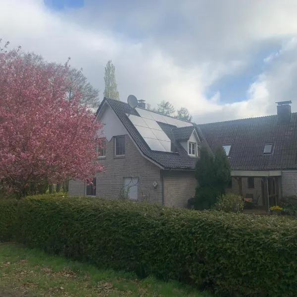 FeWo Naturblick mitten im schönen Cuxland Perfekt für Familien mit Hunden，位于Stinstedt的酒店