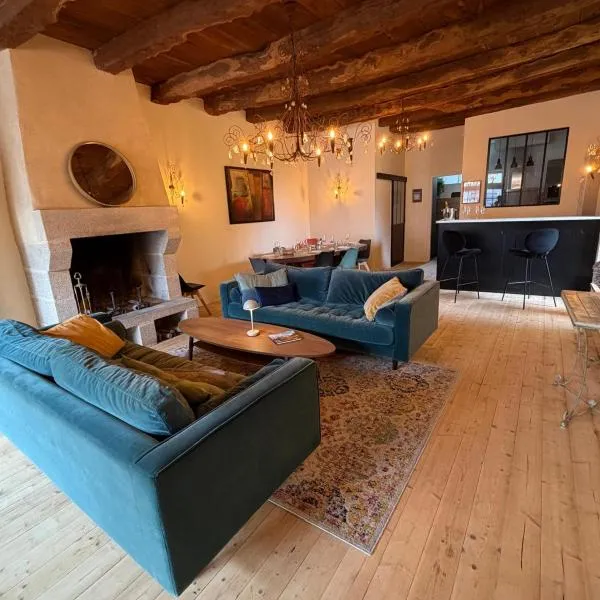 Le Gîte du Prieuré，位于若瑟兰的酒店