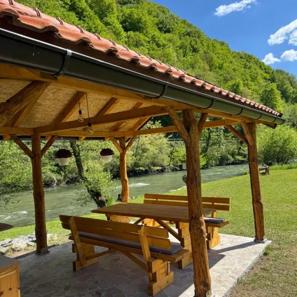 River Resort Vinac Jajce，位于亚伊采的酒店