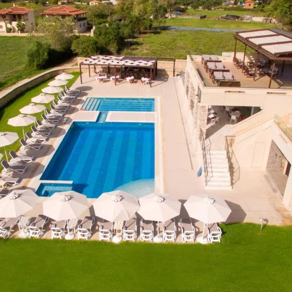 Niriides Luxury Villas，位于Kamária的酒店