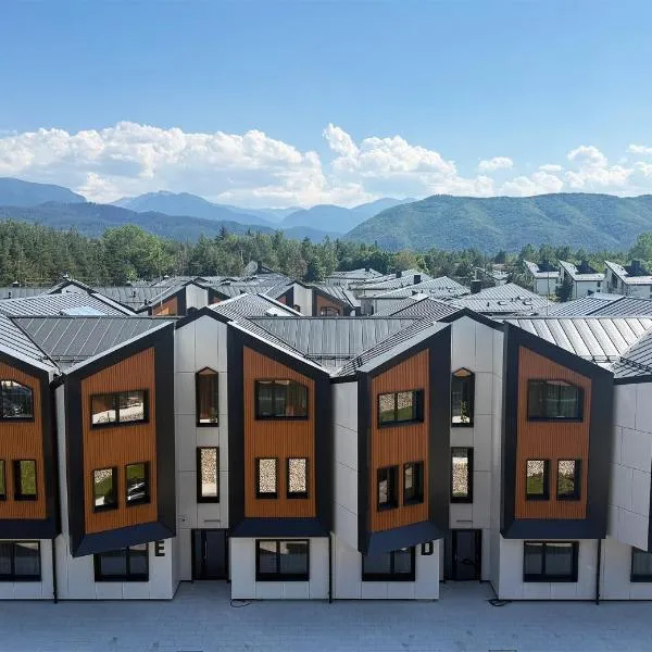 Aparthotel SamElyon，位于萨莫科夫的酒店
