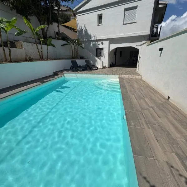 Chalet Piscina Privada，位于Barraca de Aguas Vivas的酒店