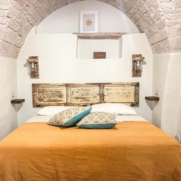 il Girasole - Casa vacanze nel Centro Storico di Putignano，位于普蒂尼亚诺的酒店