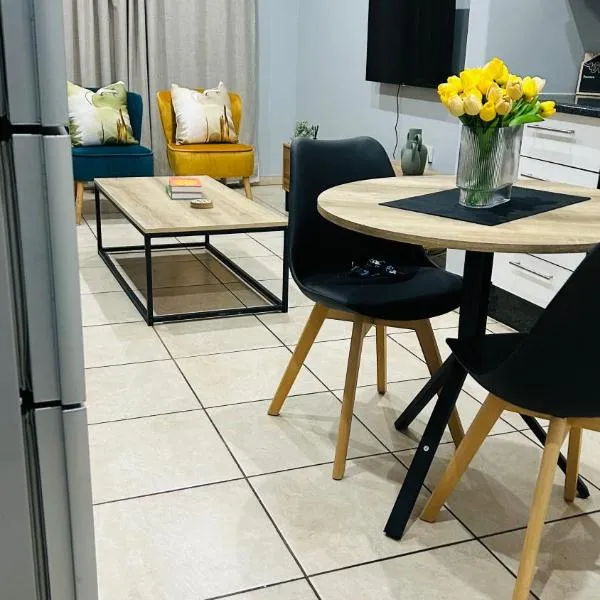 Urban Living - Self Catering Apartment，位于帕拉佩的酒店