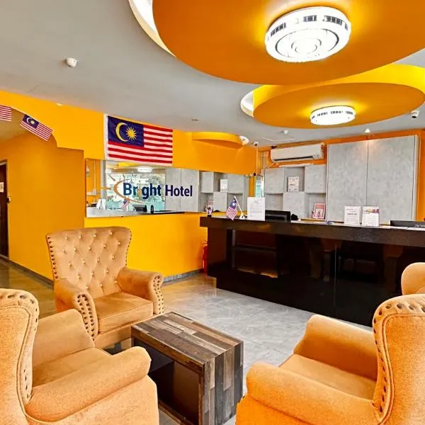 Bright Hotel，位于八打灵再也的酒店