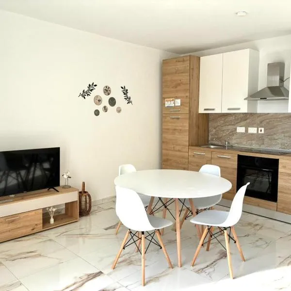 Il-Pitirross Apartment Gozo，位于萨奈特的酒店