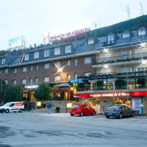 Hotel Valcarce Camino de Santiago，位于Barjas的酒店