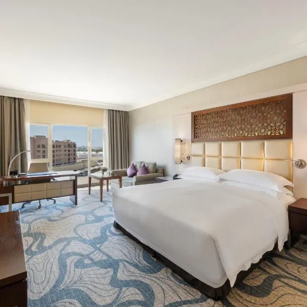 InterContinental Doha Beach & Spa by IHG，位于多哈的酒店