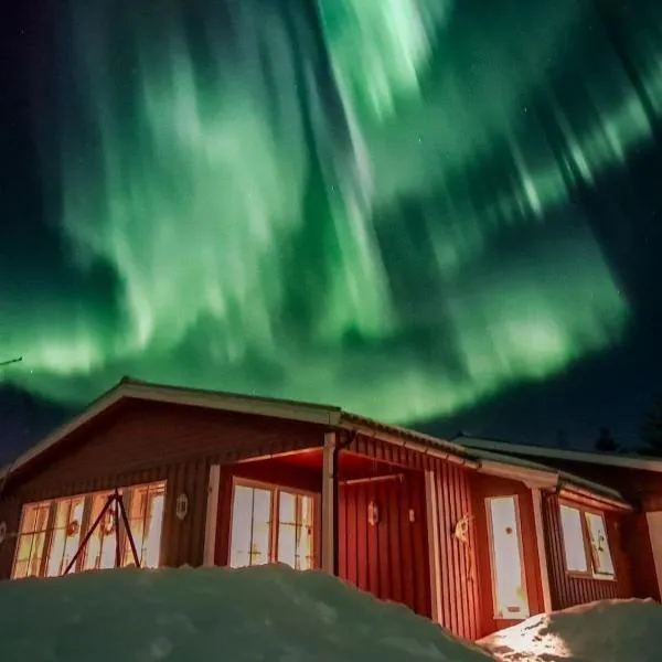 Your Lofoten Home Base, Quiet & Well Located Basement Apartment，位于Vestvågøya的酒店