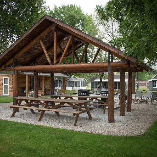 Big River Escape Riverside Cabins,位于Buffalo City的酒店