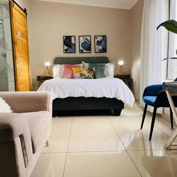 Algo Eden Stays-Sunbird Suite，位于Gqeberha的酒店