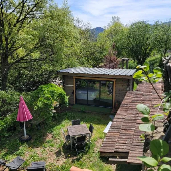 Chalet en Ardèche，位于Fabras的酒店