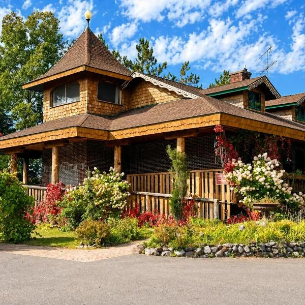 Lenroot Lodge，位于Seeley的酒店
