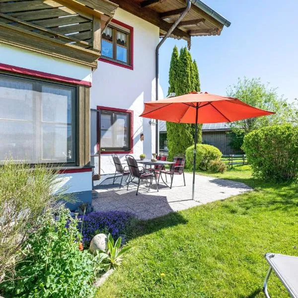 Ferienwohnung am Schusterhof，位于瓦讷博格的酒店