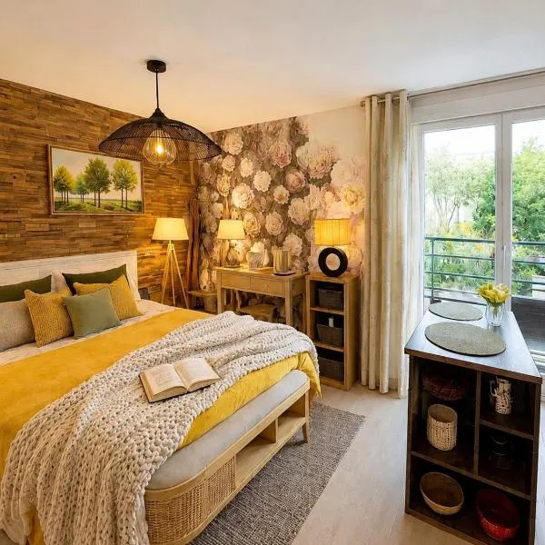 Petit cocon cosy proche place Stanislas-Parking & cave vélos，位于南希的酒店