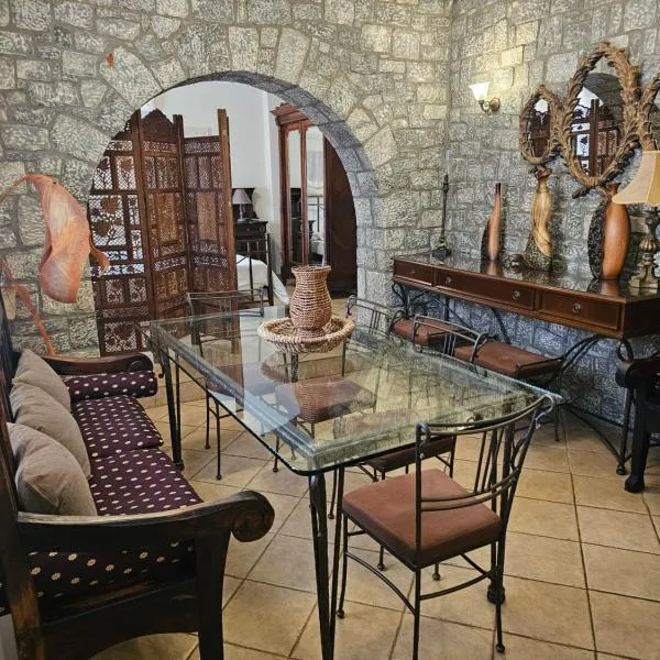 Amfitrion Apartments，位于伊西翁的酒店