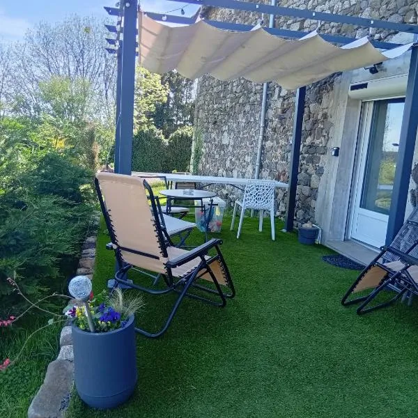 Mini gite 1à4 personnes Studio 7，位于Gelles的酒店