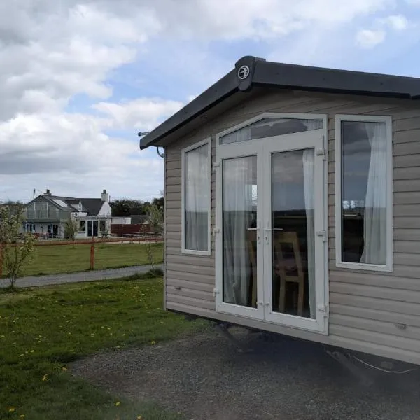 The Speculation Inn - 3 Bedroom Static Caravan，位于彭布罗克的酒店