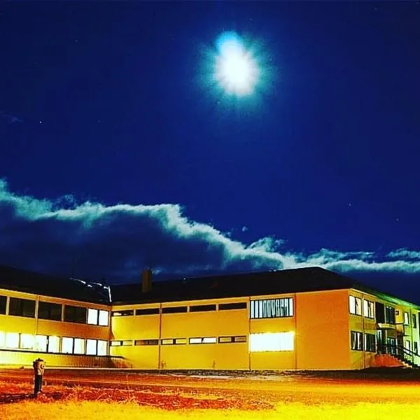 劳加尔坝基酒店，位于劳加尔巴基的酒店