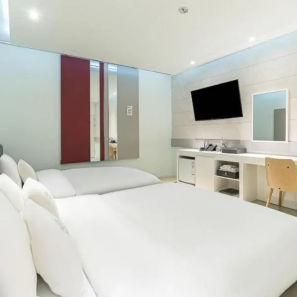 Gimpo Pentastar Hotel，位于金浦的酒店