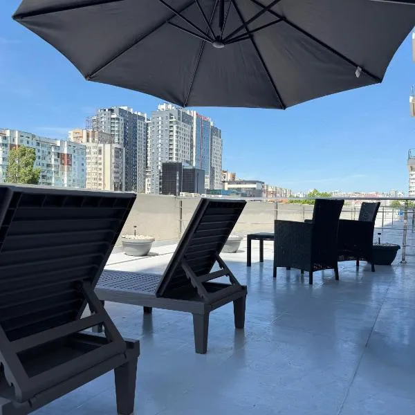 Boulevard terrace apartment，位于基希讷乌的酒店