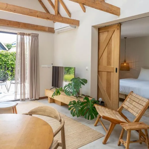 Van Heeckeren Apartments & Suites Buren，位于比伦的酒店