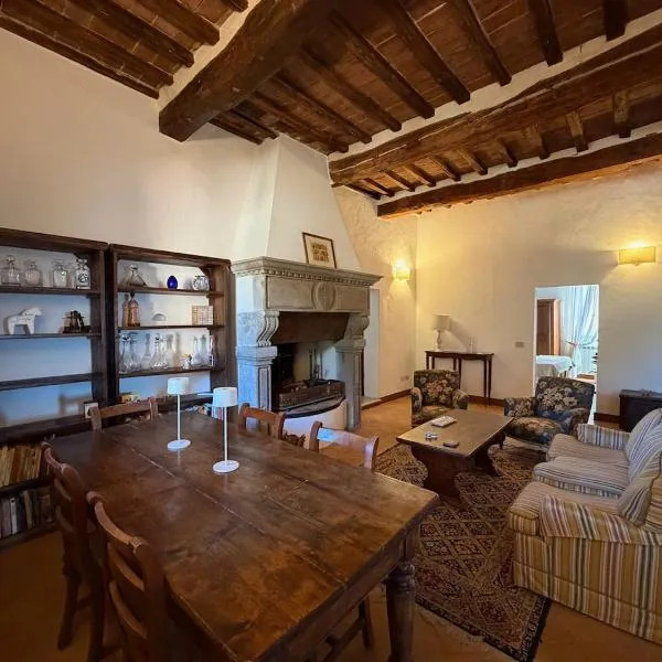 CASA RESTA Apartment in a 1500s monastery,位于博恩孔文托的酒店