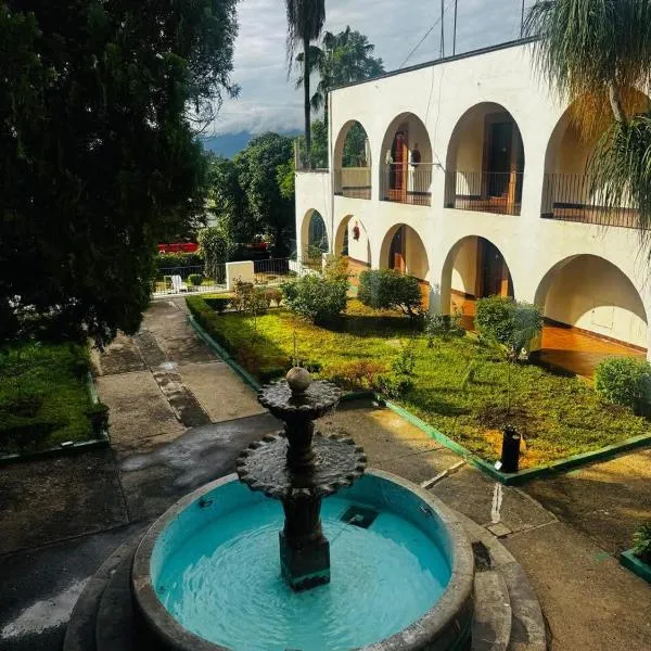 Hotel Hacienda de Jalpan，位于加尔潘的酒店