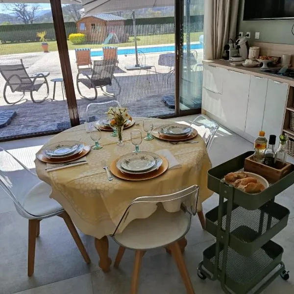 La PETITE MAISON，位于Gourdan-Polignan的酒店