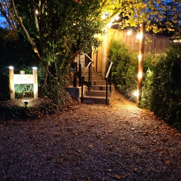 Foxes Folly，位于Hougham的酒店