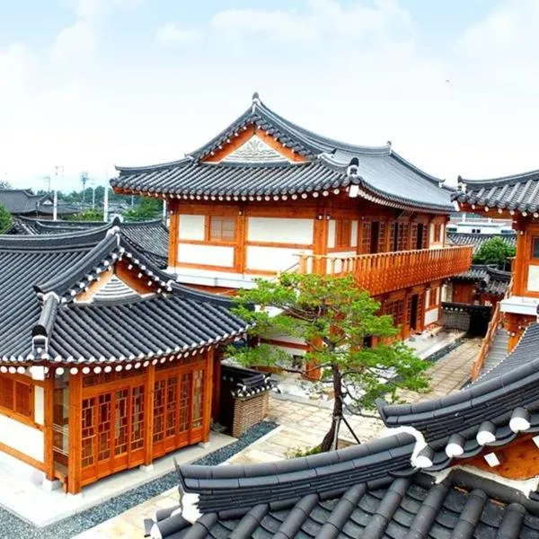 Hwangnamguan Hanok Village，位于庆州的酒店