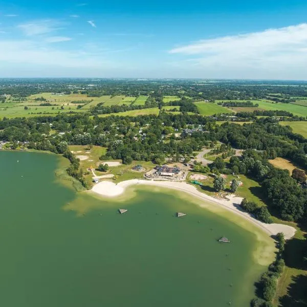 Vakantiepark 't Strandheem，位于Opende的酒店