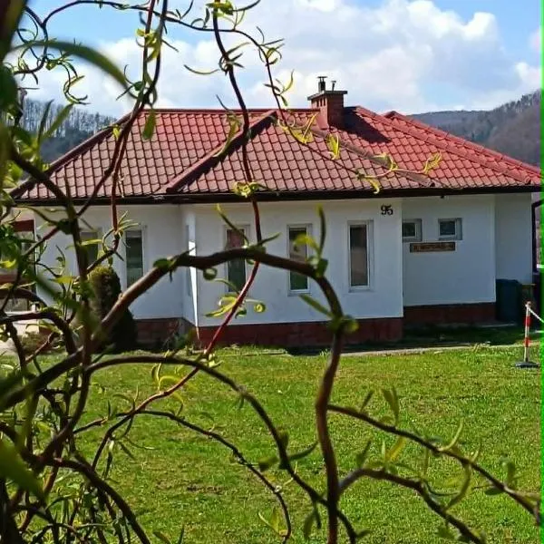Pensjonat na Wzgórzu，位于索利纳的酒店