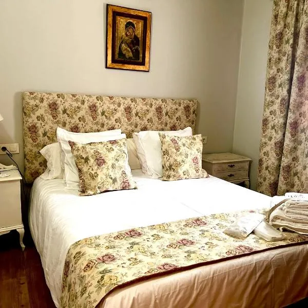 Hanami House Boutique 4 Estrellas Valle del Jerte，位于纳瓦孔塞霍的酒店