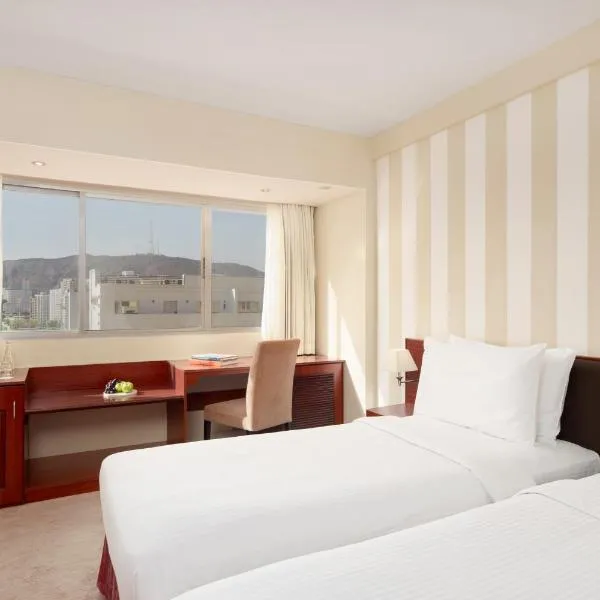 Al Falaj Hotel - Secure City Escape in Muscat，位于马斯喀特的酒店