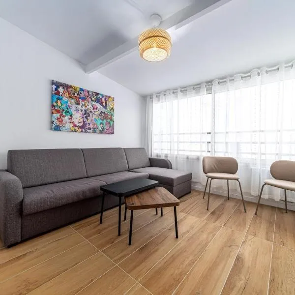 Cozy studio, 1 minute from Line 14 metro station，位于让蒂伊的酒店