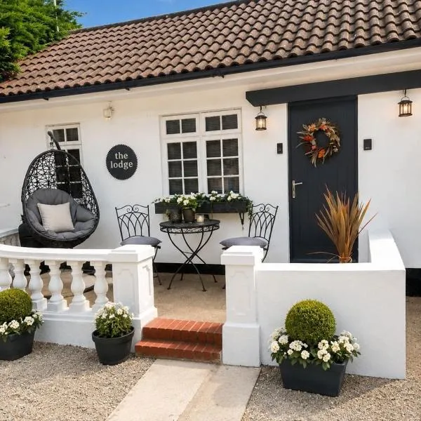 The lodge，位于Rushbrooke的酒店