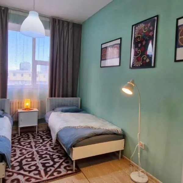 Nomad Airport B&B, Gobi Tours，位于Dzuunmod的酒店