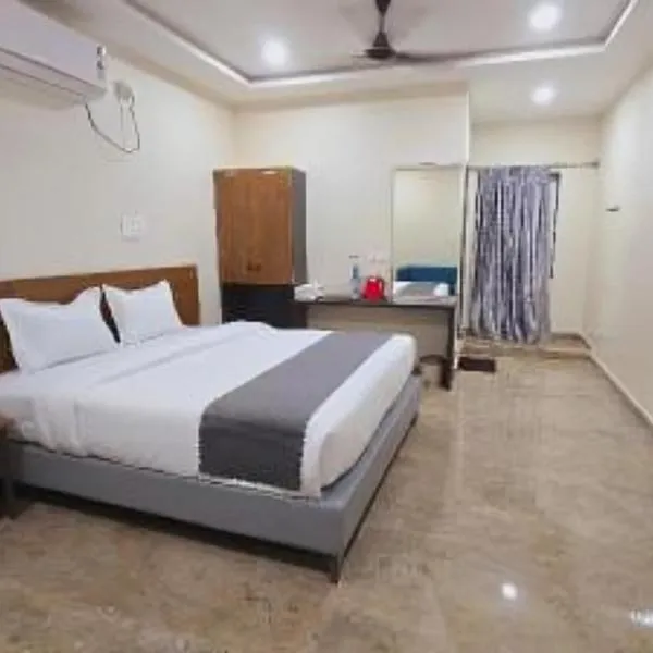 Hotel VAAMANA STAYS,位于蒂鲁帕蒂的酒店