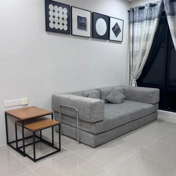 Mizu Signature - Modern Luxury Suite，位于民都鲁的酒店
