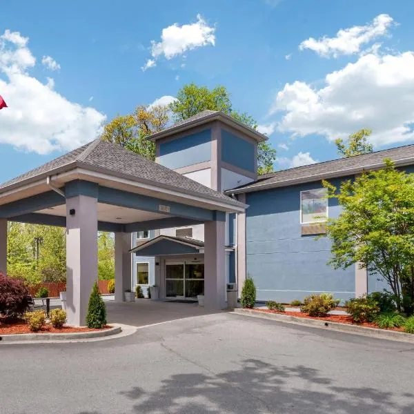 Comfort Inn Blairsville Butternut Creek，位于布莱尔斯维尔的酒店