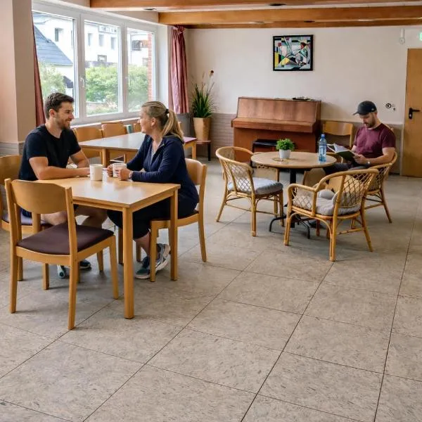 Wildes Amrum Island Basecamp Backpacker & Nature Stay，位于诺尔多夫的酒店