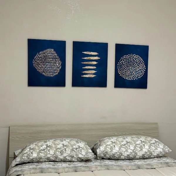 SEA apartment，位于菲乌米奇诺的酒店