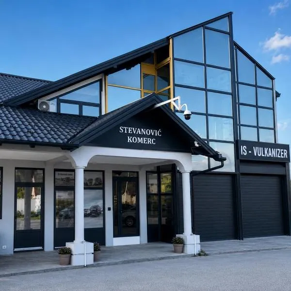 Apartmani Stevanović，位于兹沃尔尼克的酒店