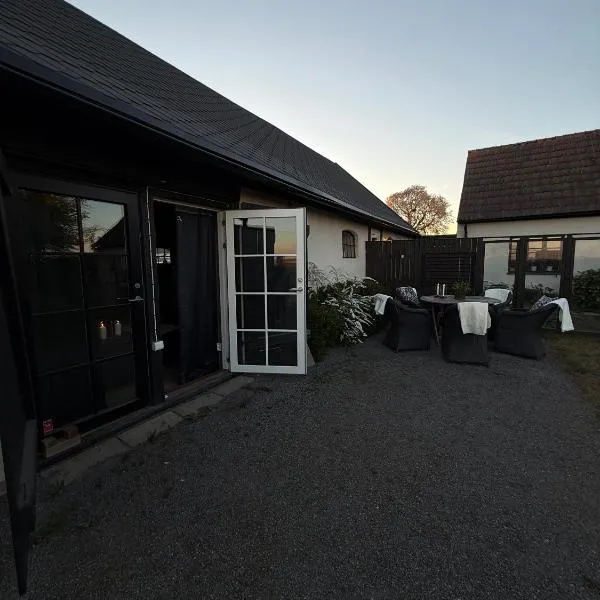 Studio Sommar，位于Glemmingebro的酒店