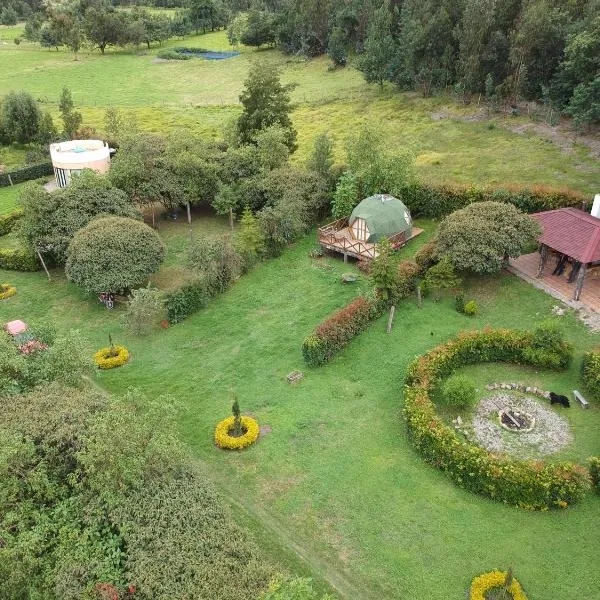 Glamping&BBQ San José - Susa Cundinamarca，位于Susa的酒店
