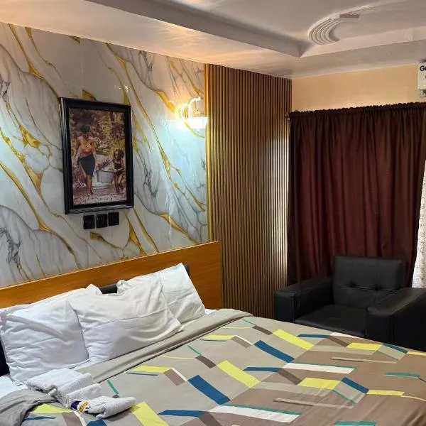 Dopad Hills Hotel and Suites，位于Ojo的酒店