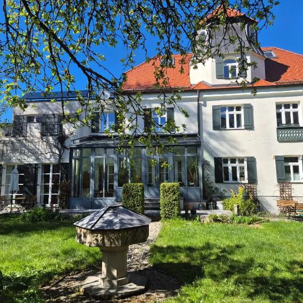 Gartenvilla Schwanstein，位于福森的酒店