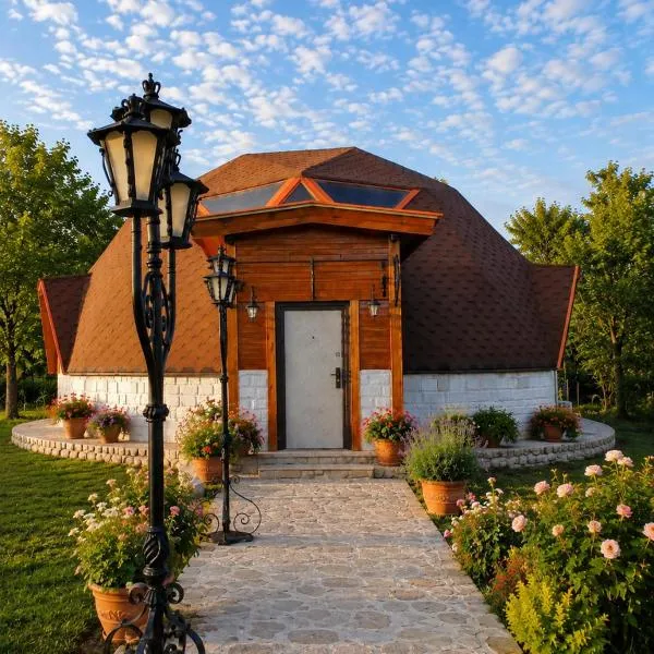 HOLIDAY VILLA''Dome Retreat'', Burgas area，位于Livada的酒店