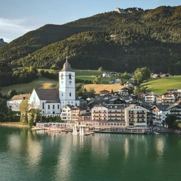 Romantik Hotel Im Weissen Rössl am Wolfgangsee，位于圣沃尔夫冈的酒店